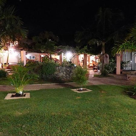 Stephan'S Guest House Port Shepstone Exterior photo